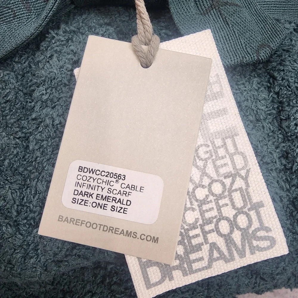 Barefoot Dreams CozyChic Cable Infinity Scarf Dark Emerald Green Unisex OS NWT